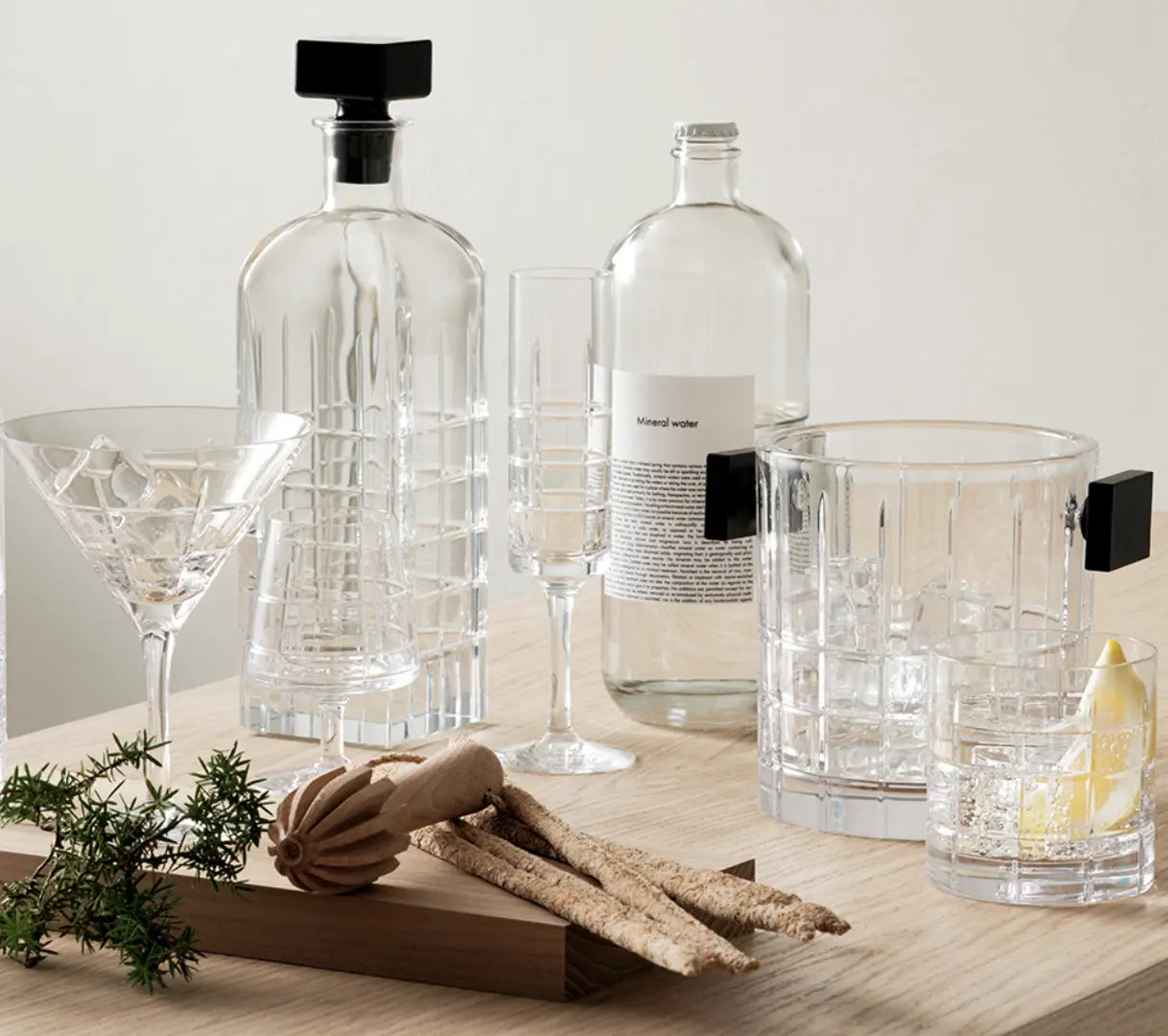 Orrefors Street Collection Glassware | WineCarer